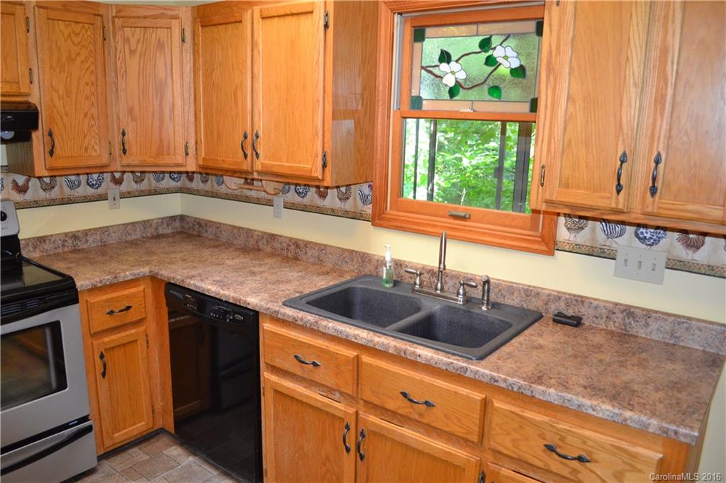 58 Oak Terrace Arden NC 28704