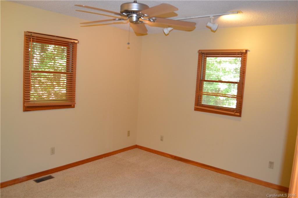 58 Oak Terrace Arden NC 28704
