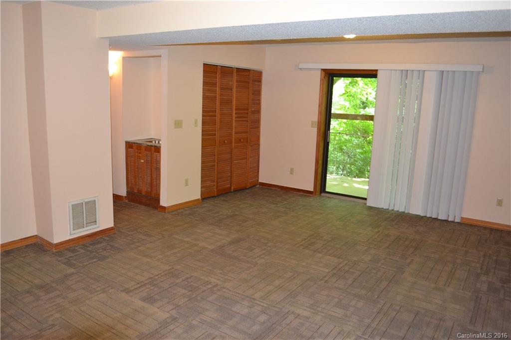 58 Oak Terrace Arden NC 28704
