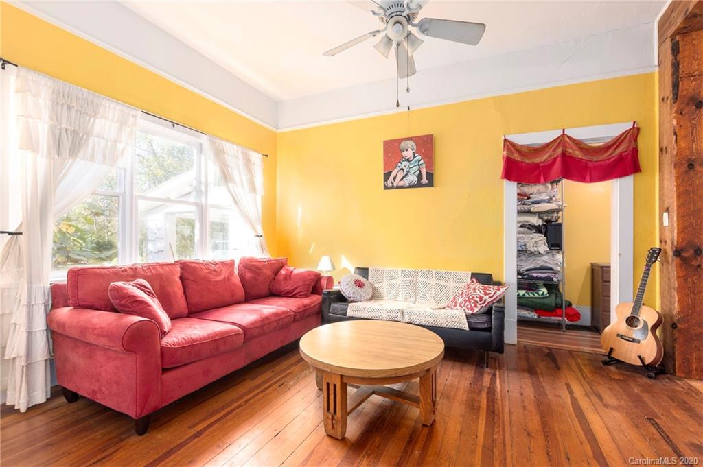 238 Westwood Place Asheville NC 28806