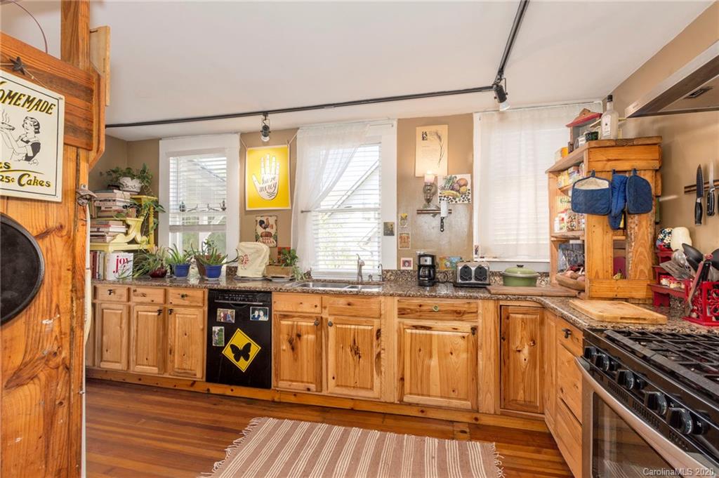 238 Westwood Place Asheville NC 28806