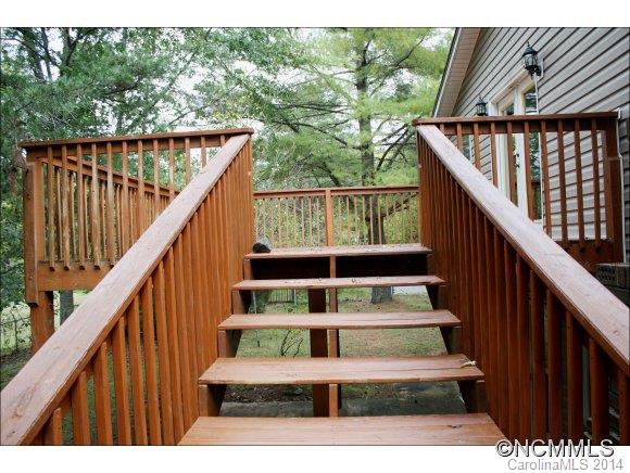 15 Revonda Drive Asheville NC 28804