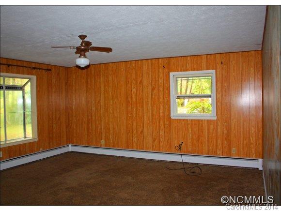 15 Revonda Drive Asheville NC 28804