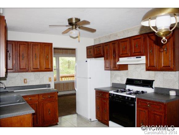 15 Revonda Drive Asheville NC 28804