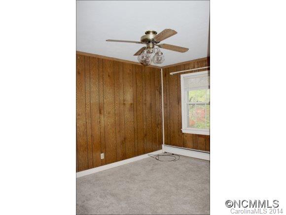 15 Revonda Drive Asheville NC 28804
