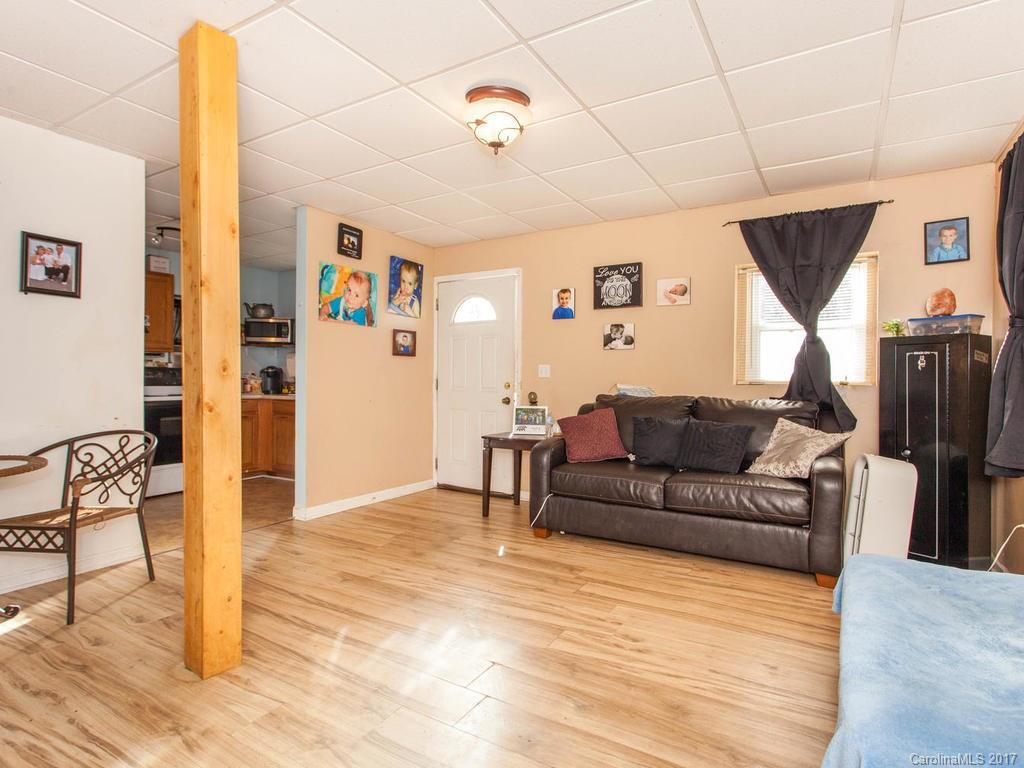 335 Buckeye Cove Road Swannanoa NC 28778