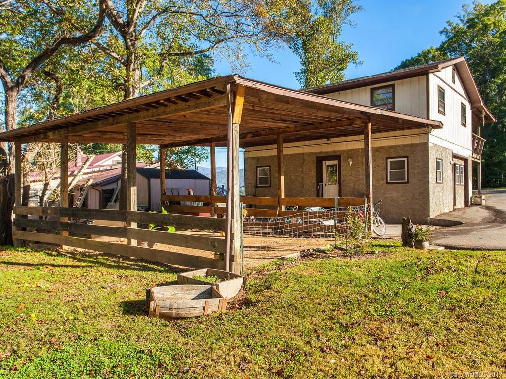 335 Buckeye Cove Road Swannanoa NC 28778