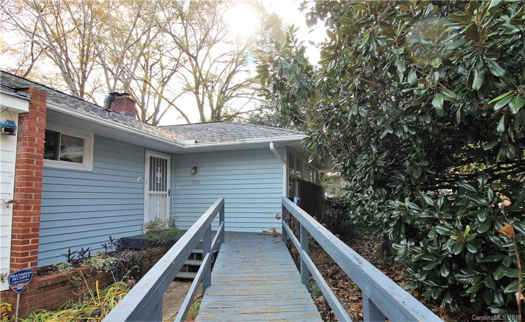 976 Blackberry Circle Charlotte NC 28209