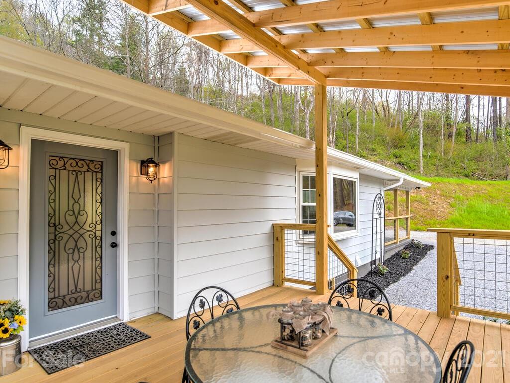 2311 Pigeon Road Waynesville NC 28786