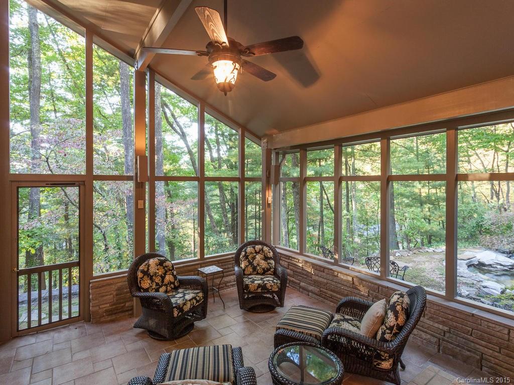 21 Griffing Circle Asheville NC 28804