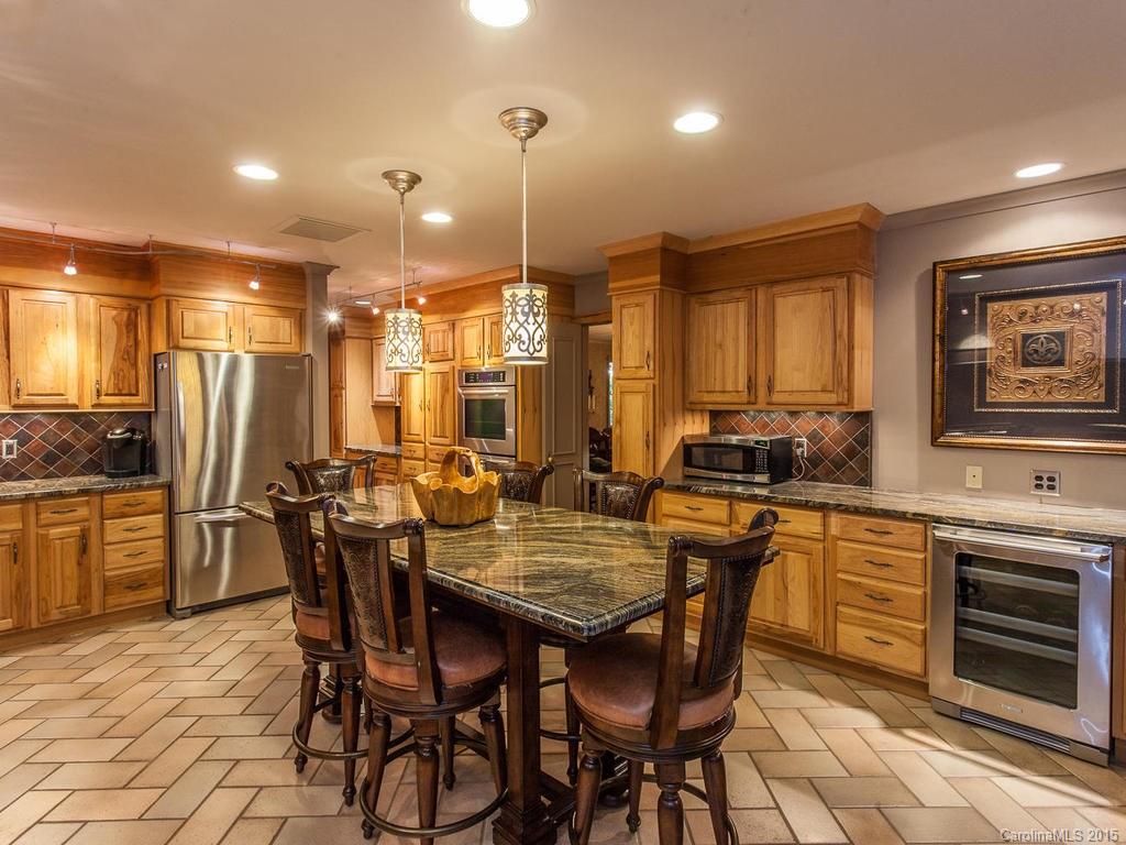 21 Griffing Circle Asheville NC 28804