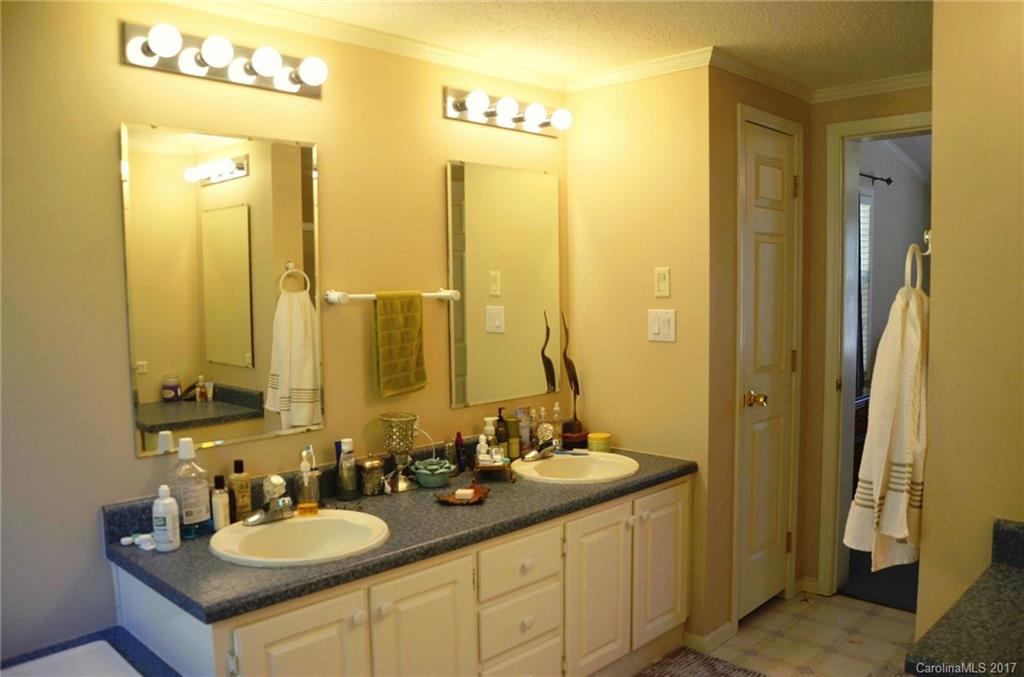 128 Quiet Woods Drive Leicester NC 28748