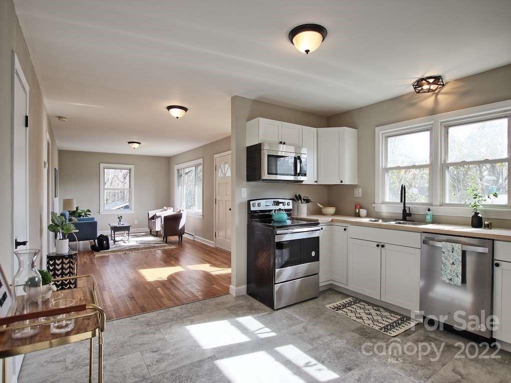 19 Gossett Road Candler NC 28715