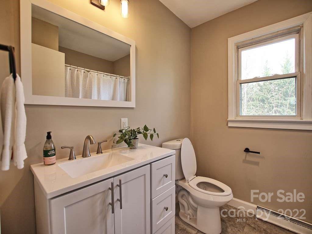 19 Gossett Road Candler NC 28715