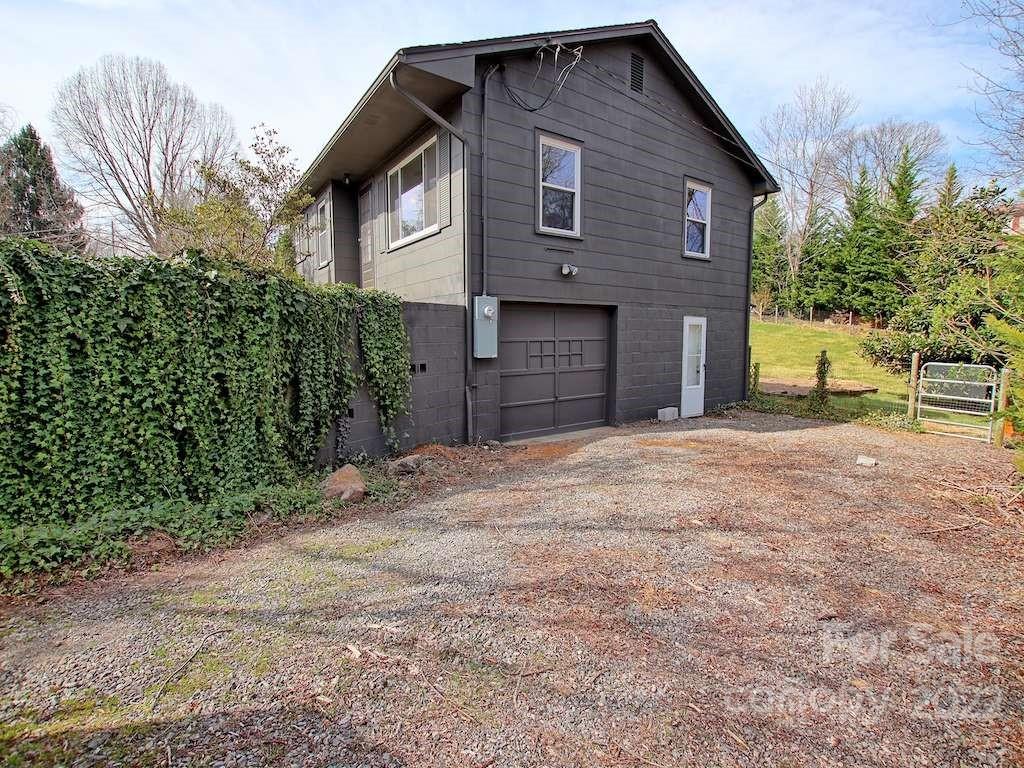 19 Gossett Road Candler NC 28715