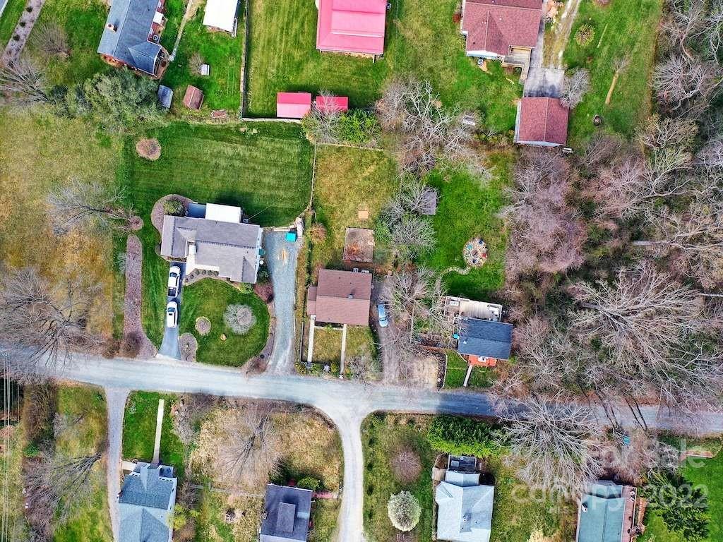 19 Gossett Road Candler NC 28715