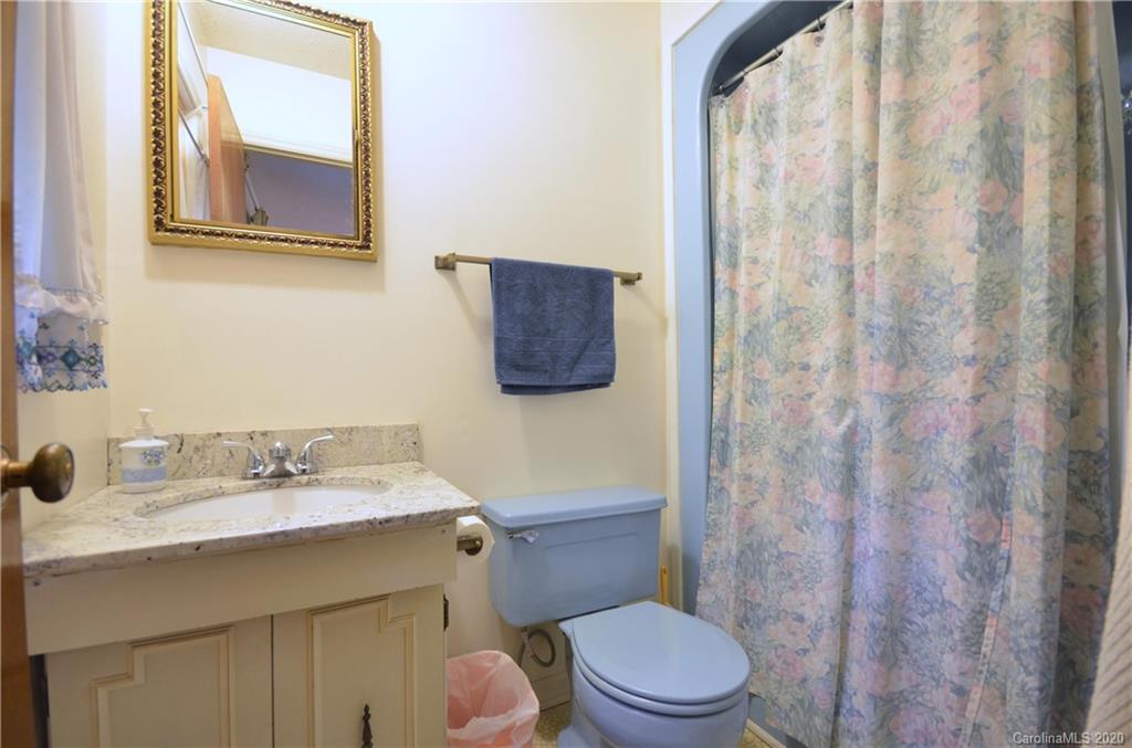 351 Dogwood Road Candler NC 28715