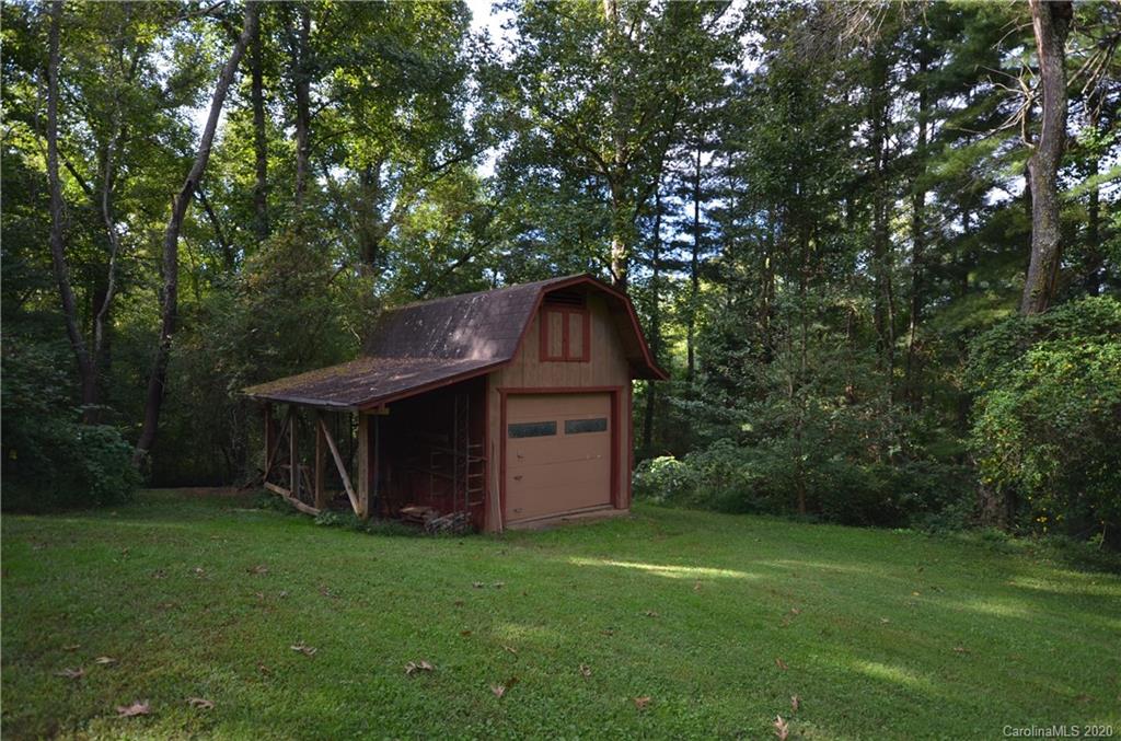 351 Dogwood Road Candler NC 28715
