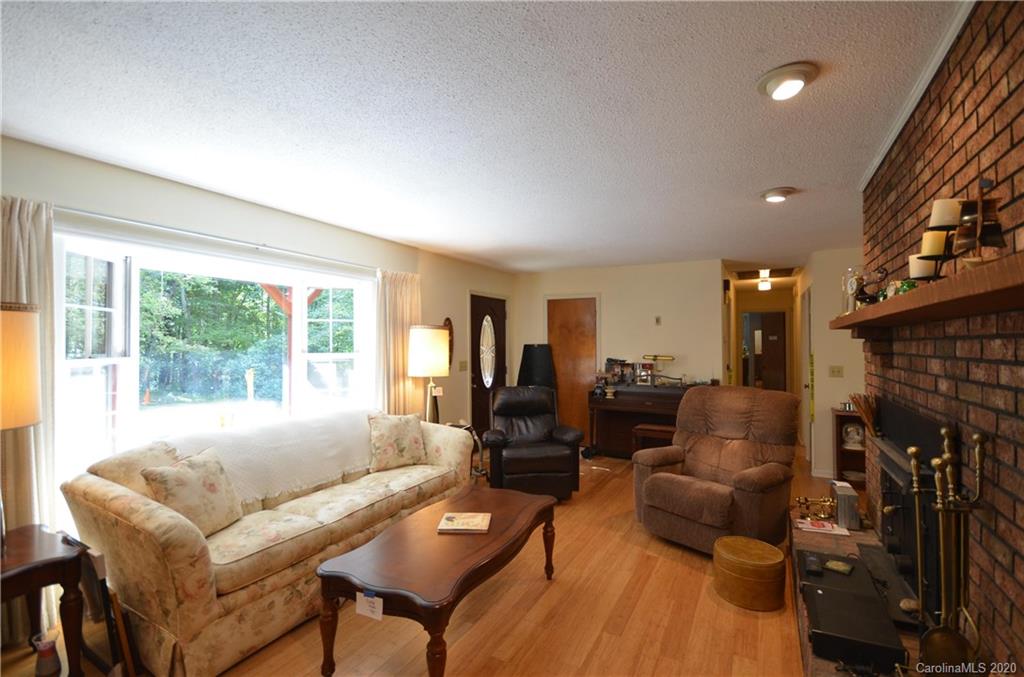 351 Dogwood Road Candler NC 28715