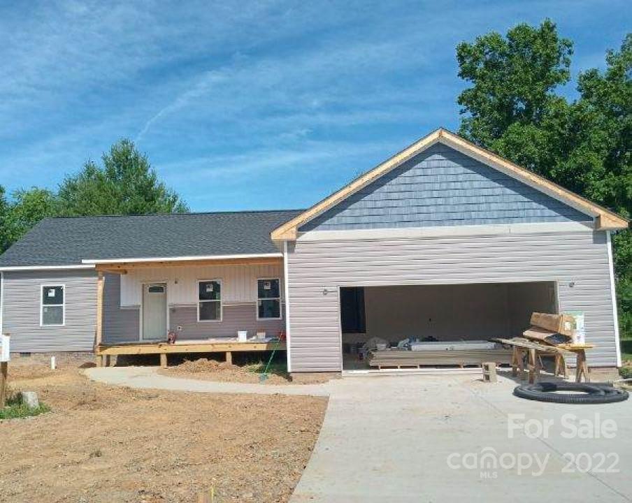 504 Riverwind Drive Hendersonville NC 28739
