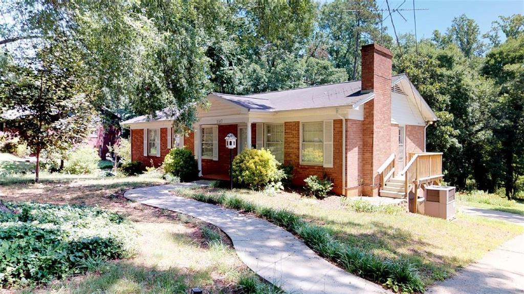 1142 11th Street Circle NW Hickory NC 28601