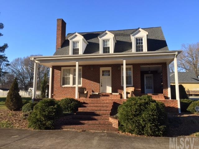 702 14th Avenue Nw Hickory NC 28601