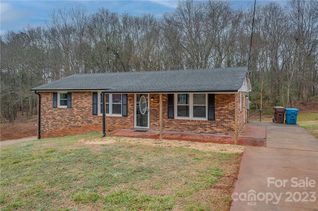 144 Springfield Drive Forest City NC 28043