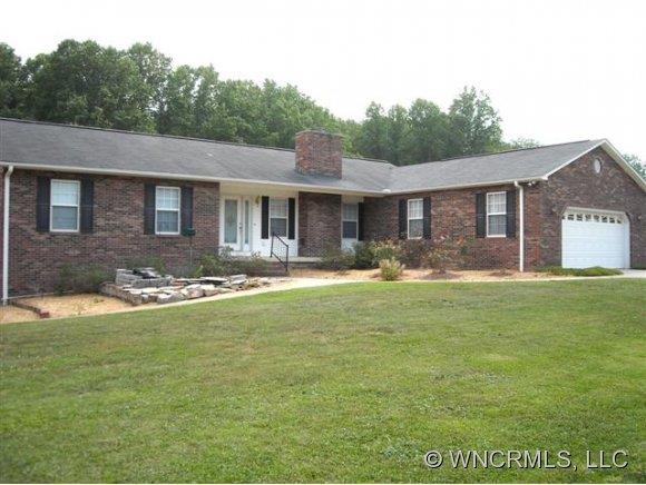 46 Warlick Road Mills River NC 28759