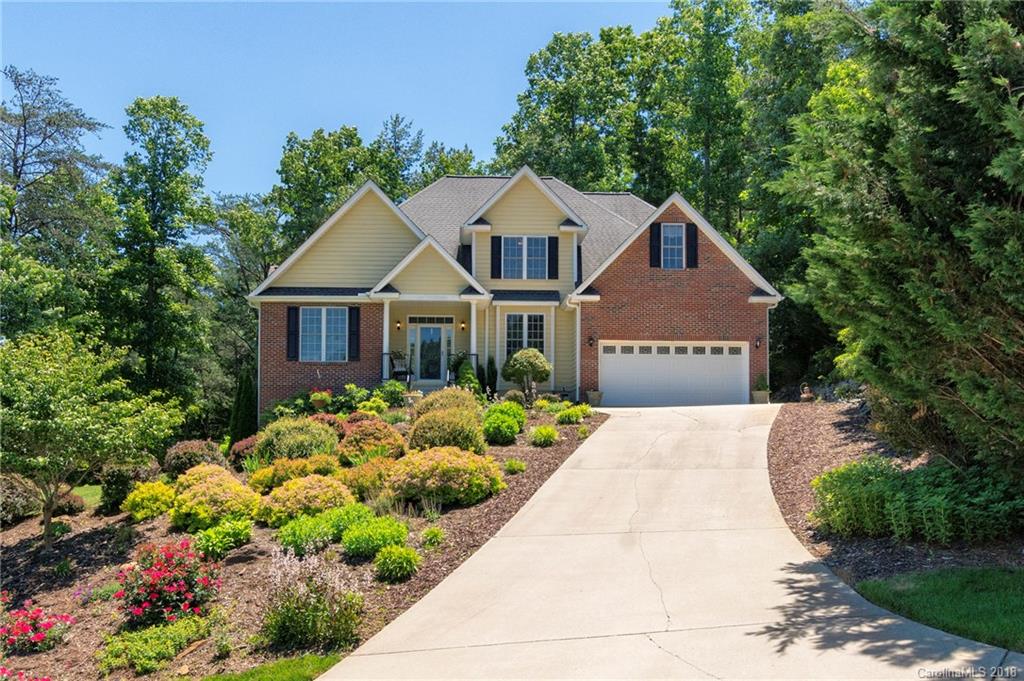 26 Graylyn Drive Fairview NC 28730
