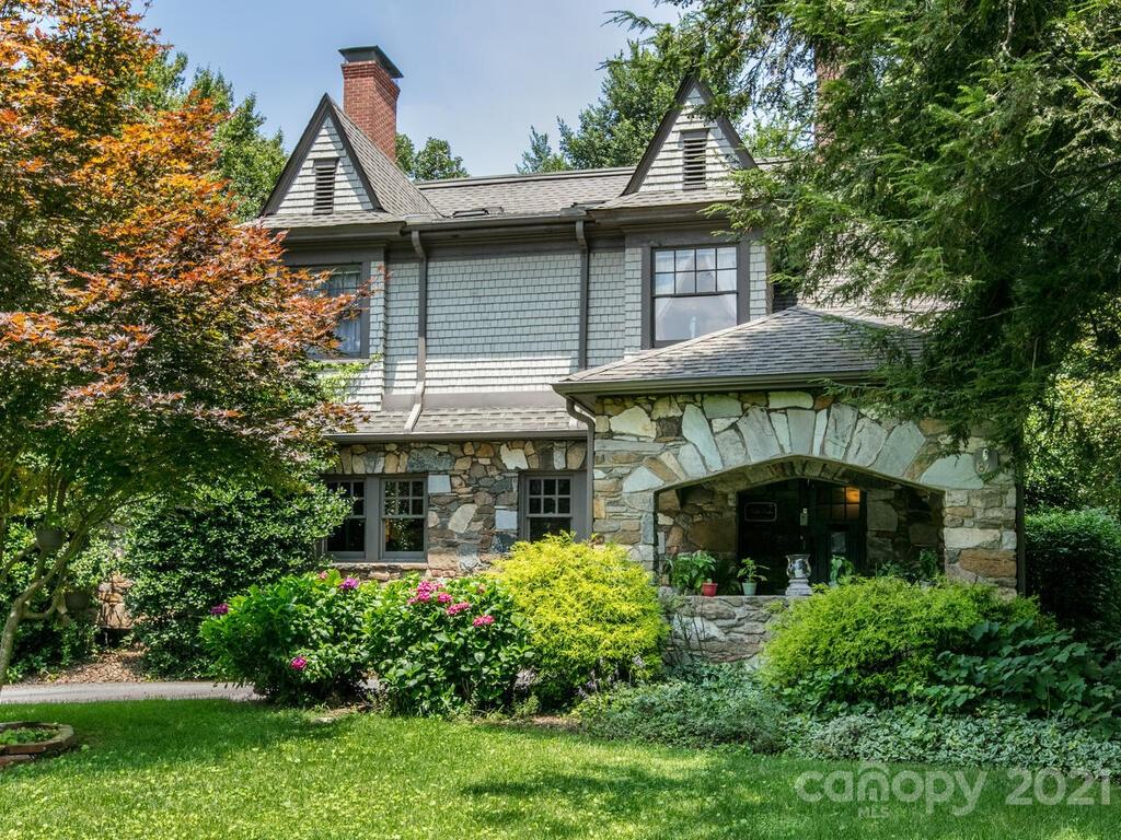 84 Oakland Road Asheville NC 28801