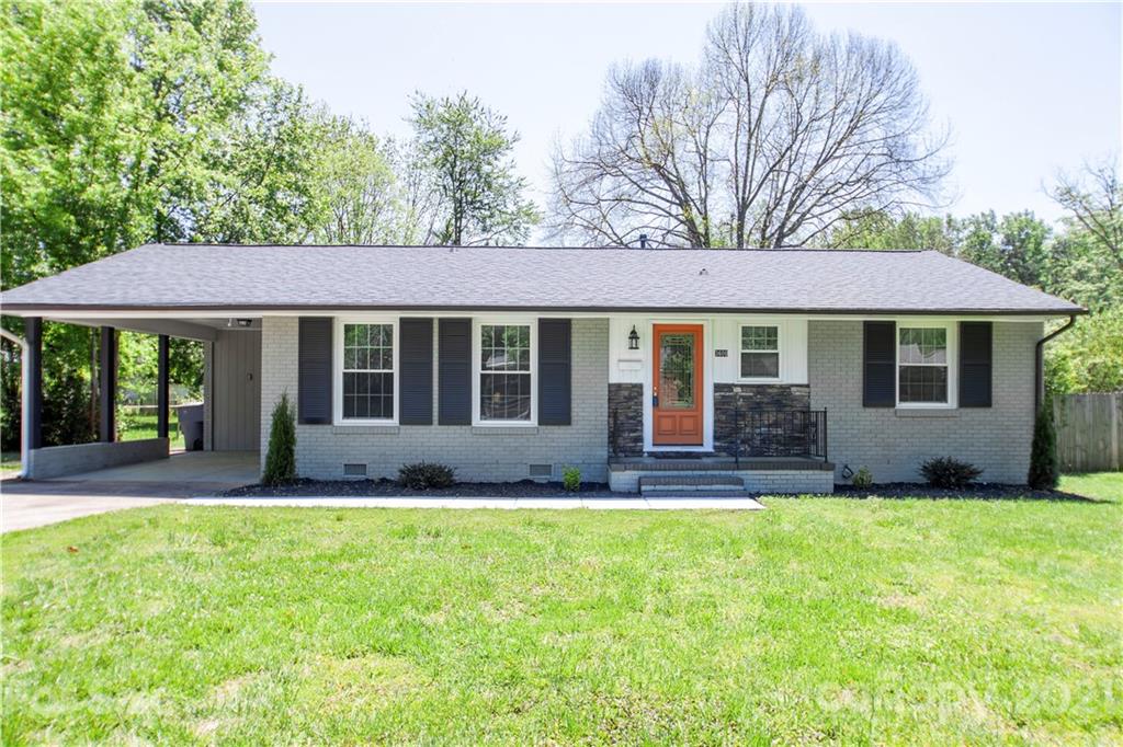 3600 Stonehaven Drive Charlotte NC 28215