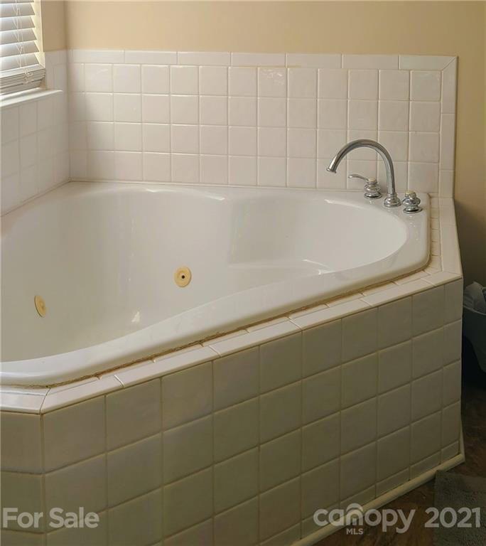 61 Olde Covington Way Arden NC 28704