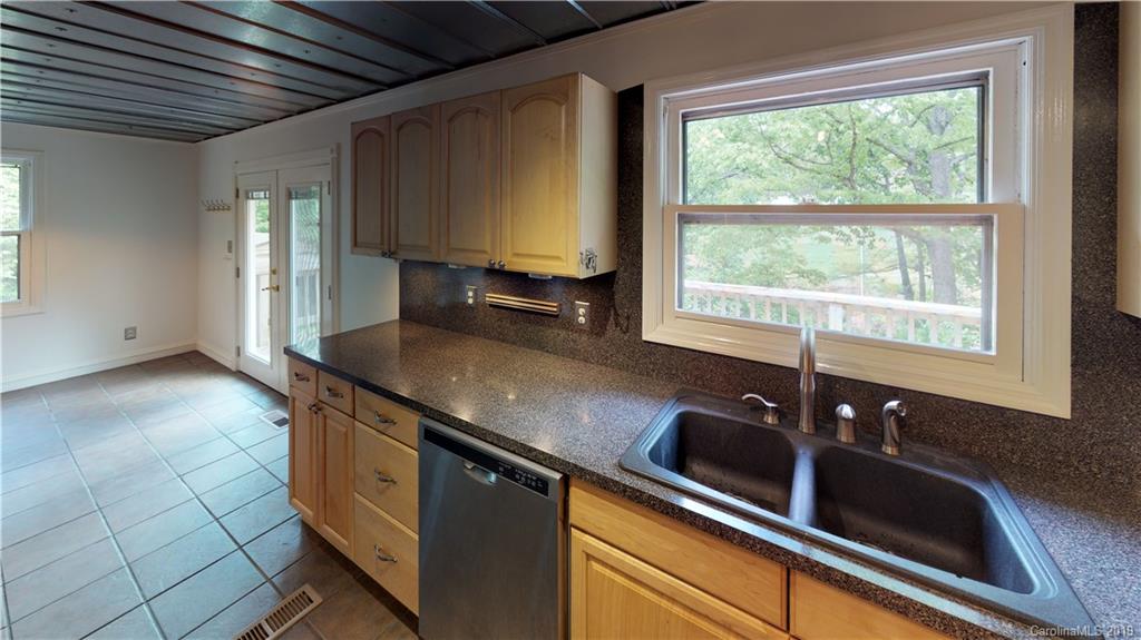 254 Whitaker Road Fairview NC 28730