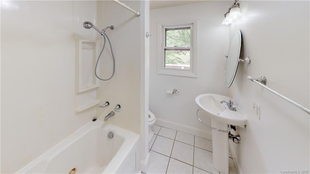 254 Whitaker Road Fairview NC 28730