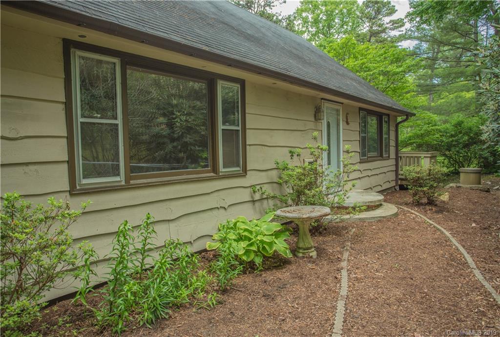 254 Whitaker Road Fairview NC 28730