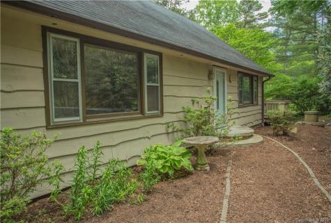 254 Whitaker Road Fairview NC 28730