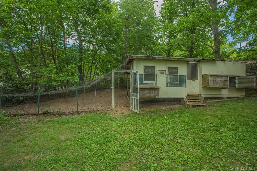 254 Whitaker Road Fairview NC 28730