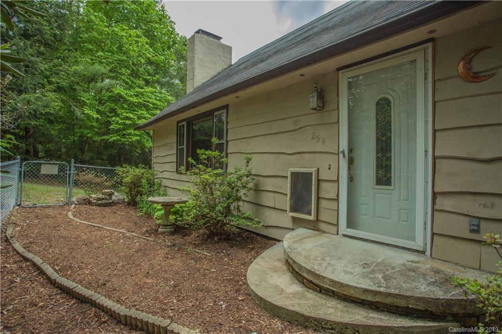 254 Whitaker Road Fairview NC 28730