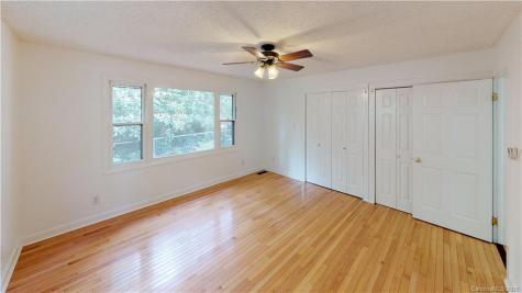 254 Whitaker Road Fairview NC 28730