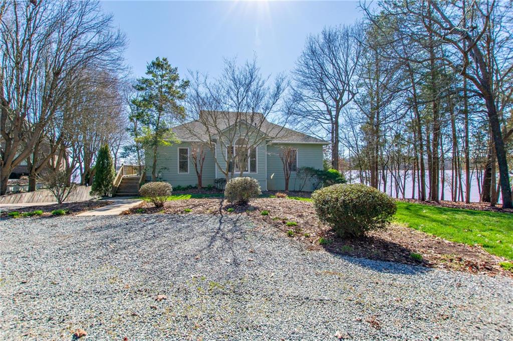 148 Green Heron Drive Lexington NC 27292