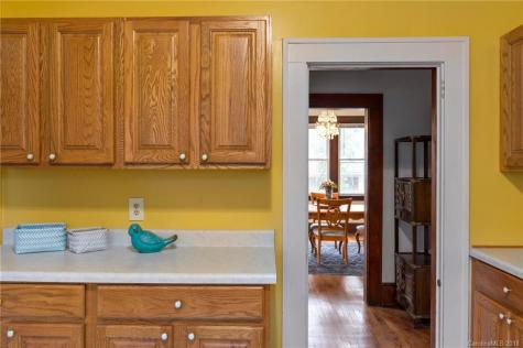 84 Forest Hill Drive Asheville NC 28803