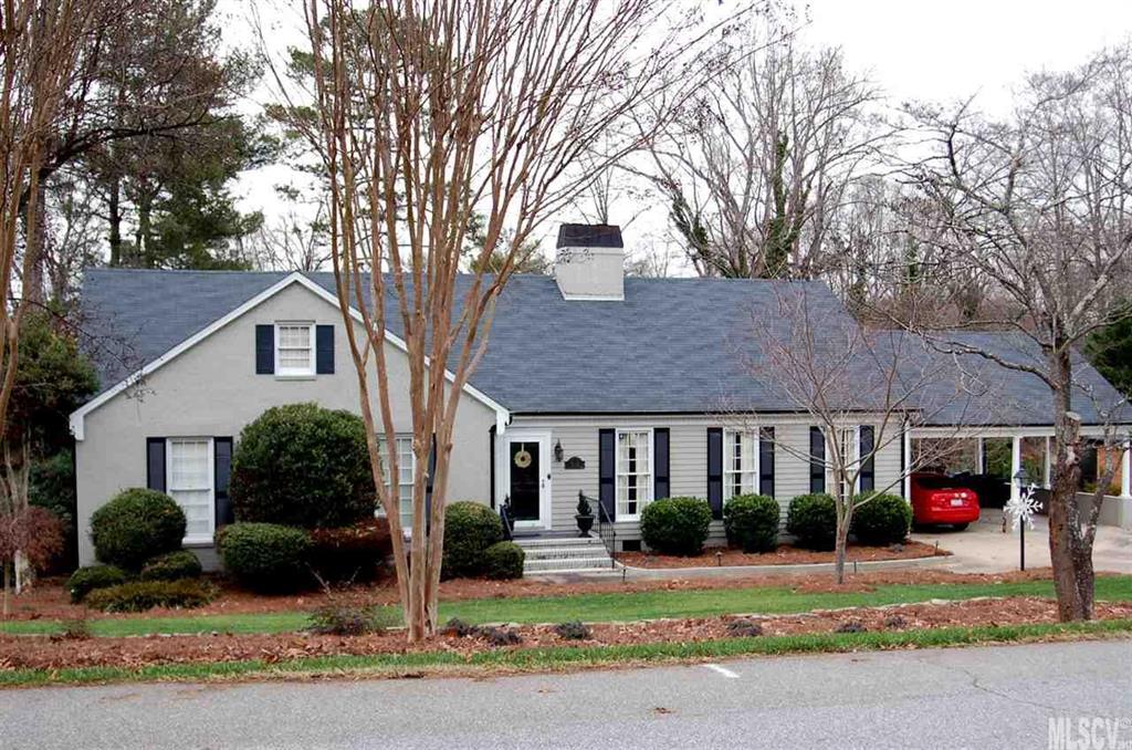 72 36th Avenue NW Hickory NC 28601