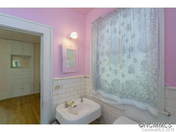 36 Macon Avenue Asheville NC 28801