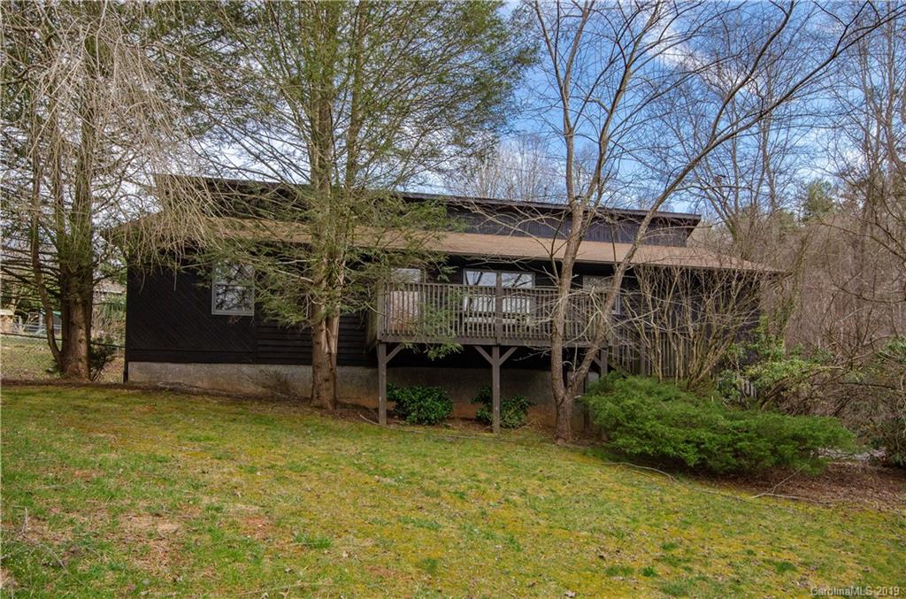 2 Fieldcrest Court Asheville NC 28806
