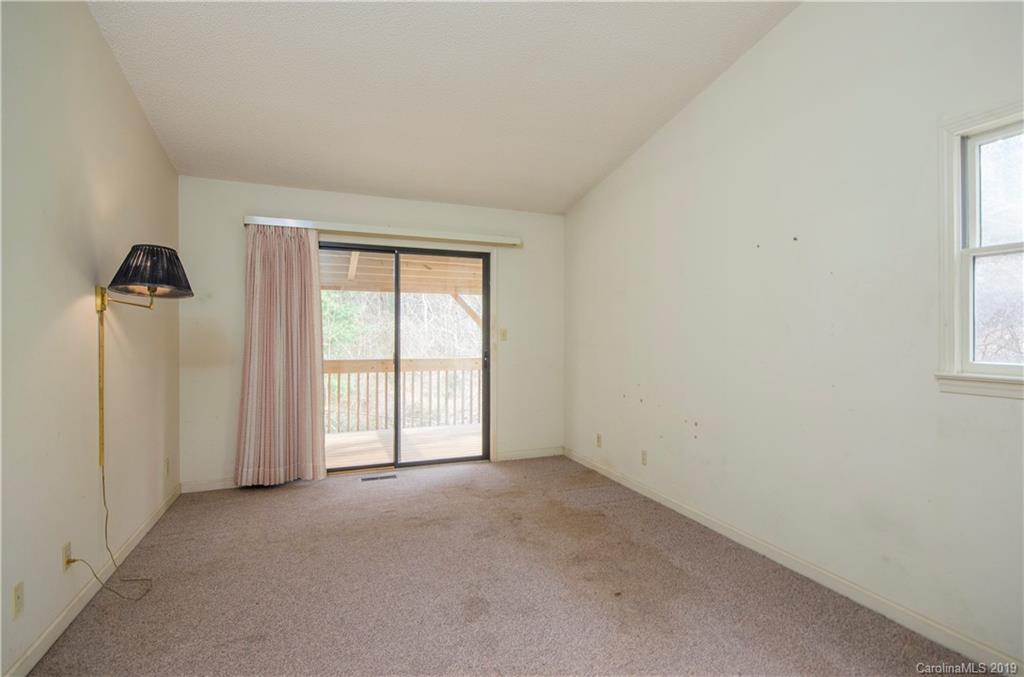 2 Fieldcrest Court Asheville NC 28806