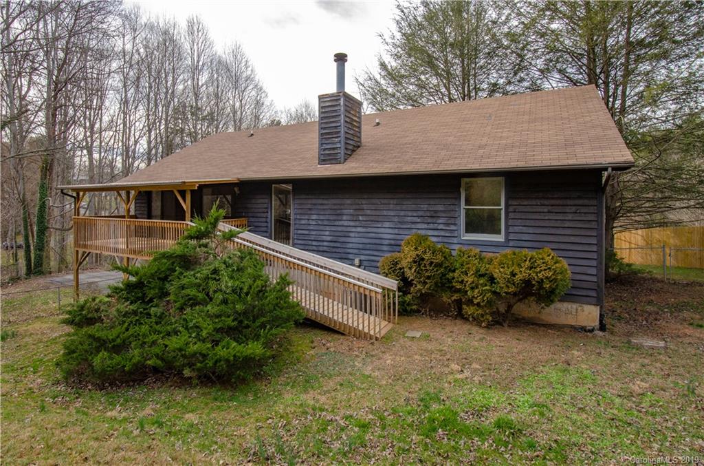 2 Fieldcrest Court Asheville NC 28806