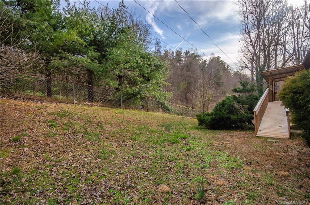 2 Fieldcrest Court Asheville NC 28806