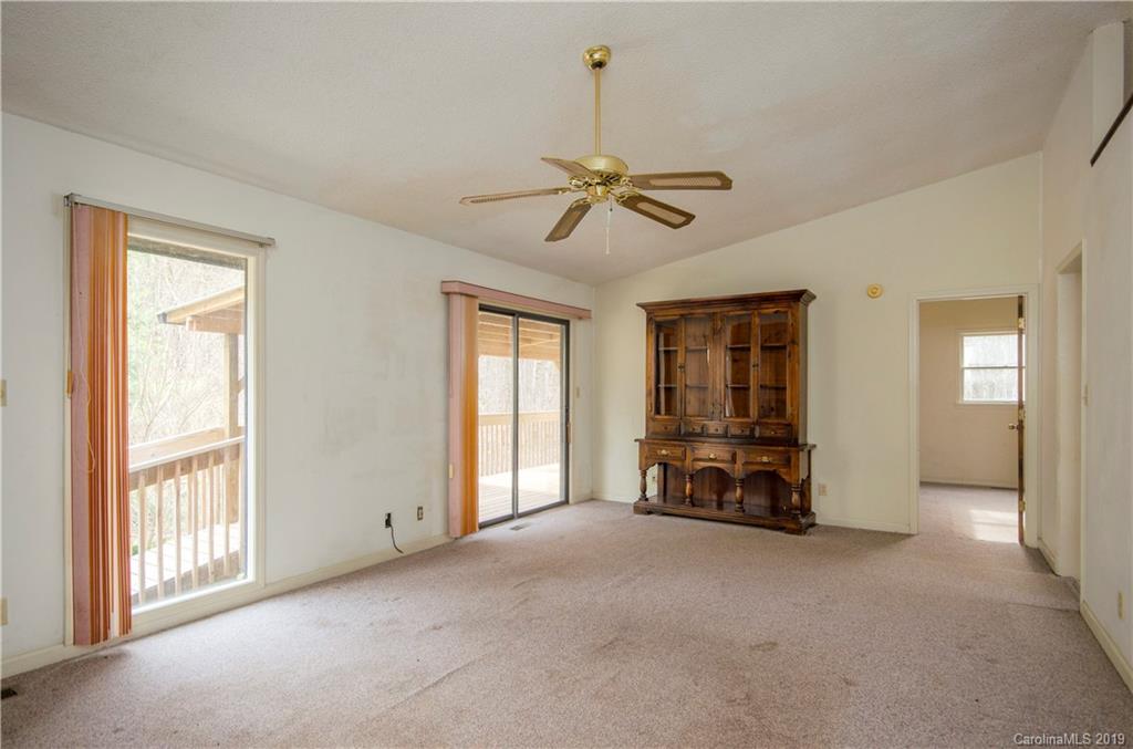 2 Fieldcrest Court Asheville NC 28806
