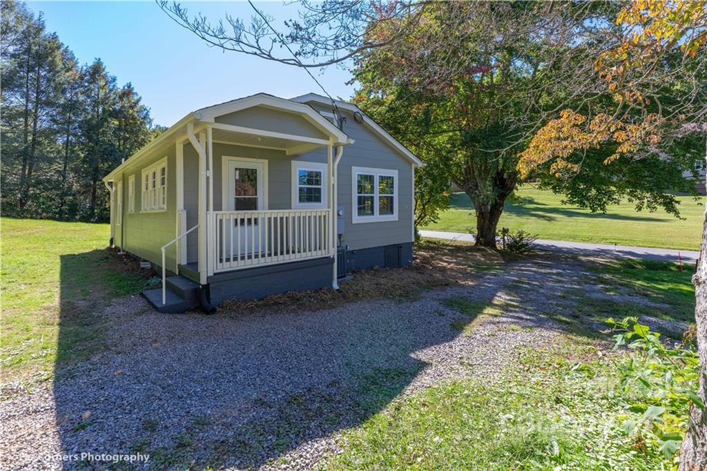 65 Duckett Cove Road Waynesville NC 28786