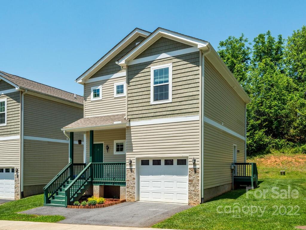 4 Willow Shade Drive Asheville NC 28806